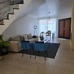 House Tatil Evi *