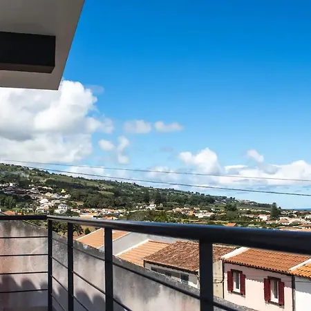 בית נופש House Ponta Delgada