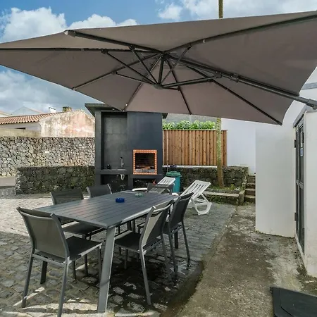 Сasa de vacaciones House