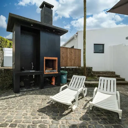 House בית נופש *