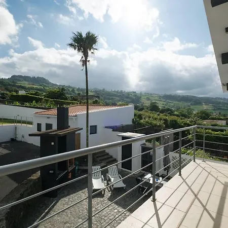 House בית נופש *