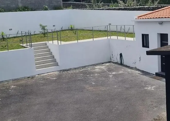 House Ponta Delgada (Sao Miguel)